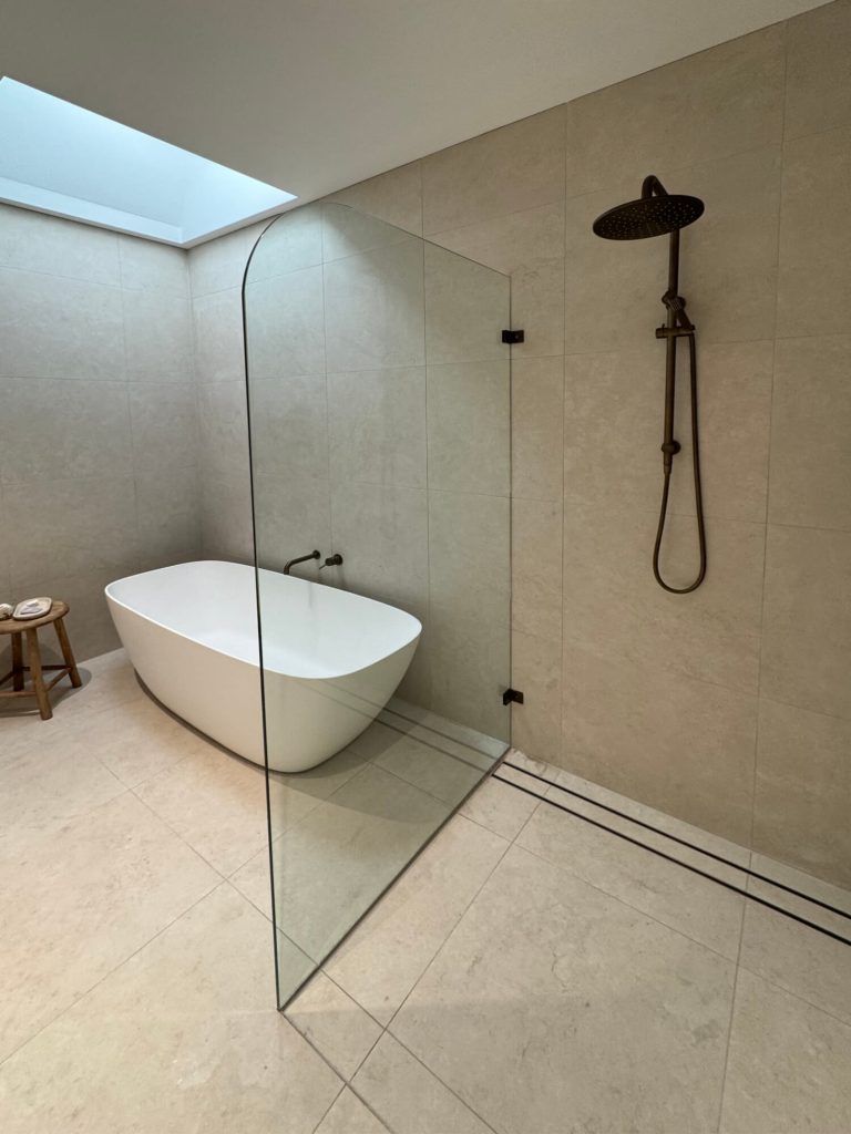 Frameless
